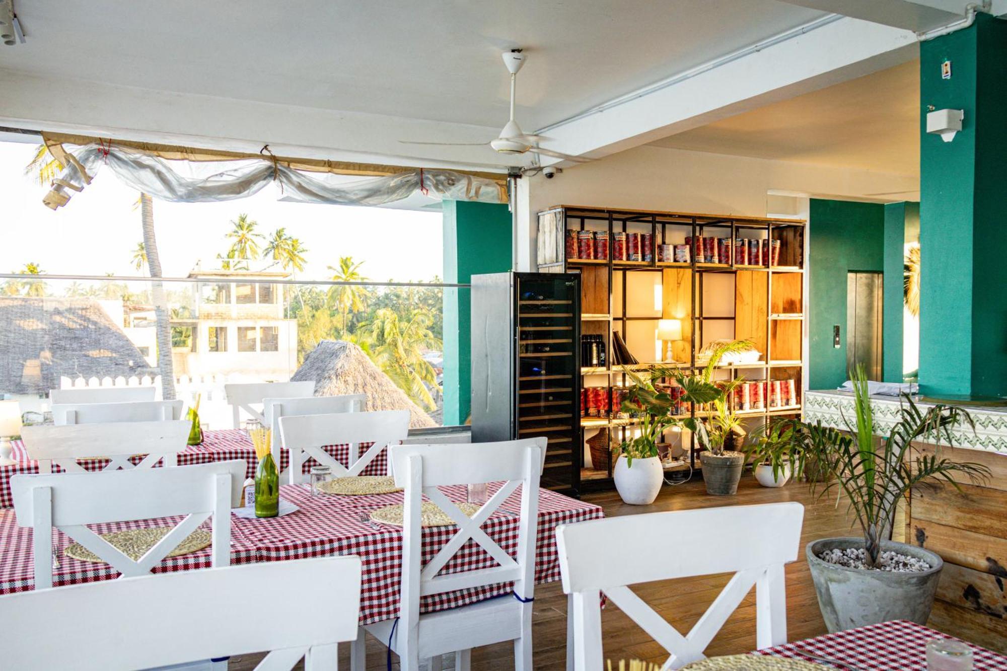 Hotel Sunrise à Jambiani  Extérieur photo