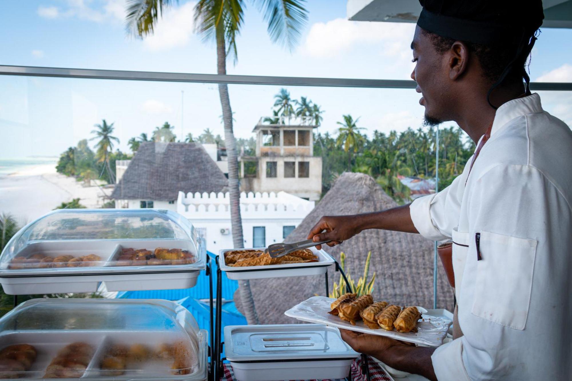 Hotel Sunrise à Jambiani  Extérieur photo