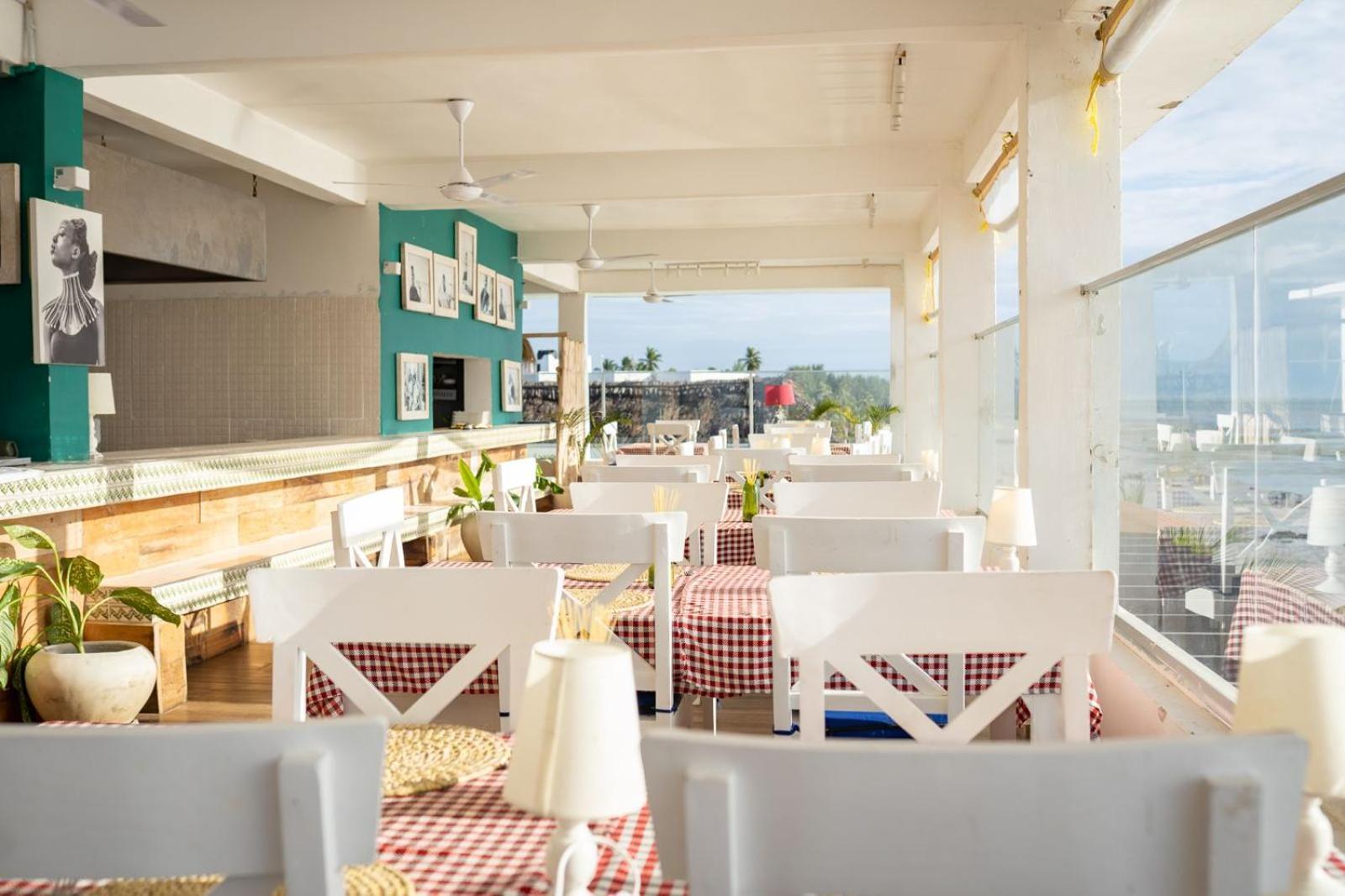 Hotel Sunrise à Jambiani  Extérieur photo